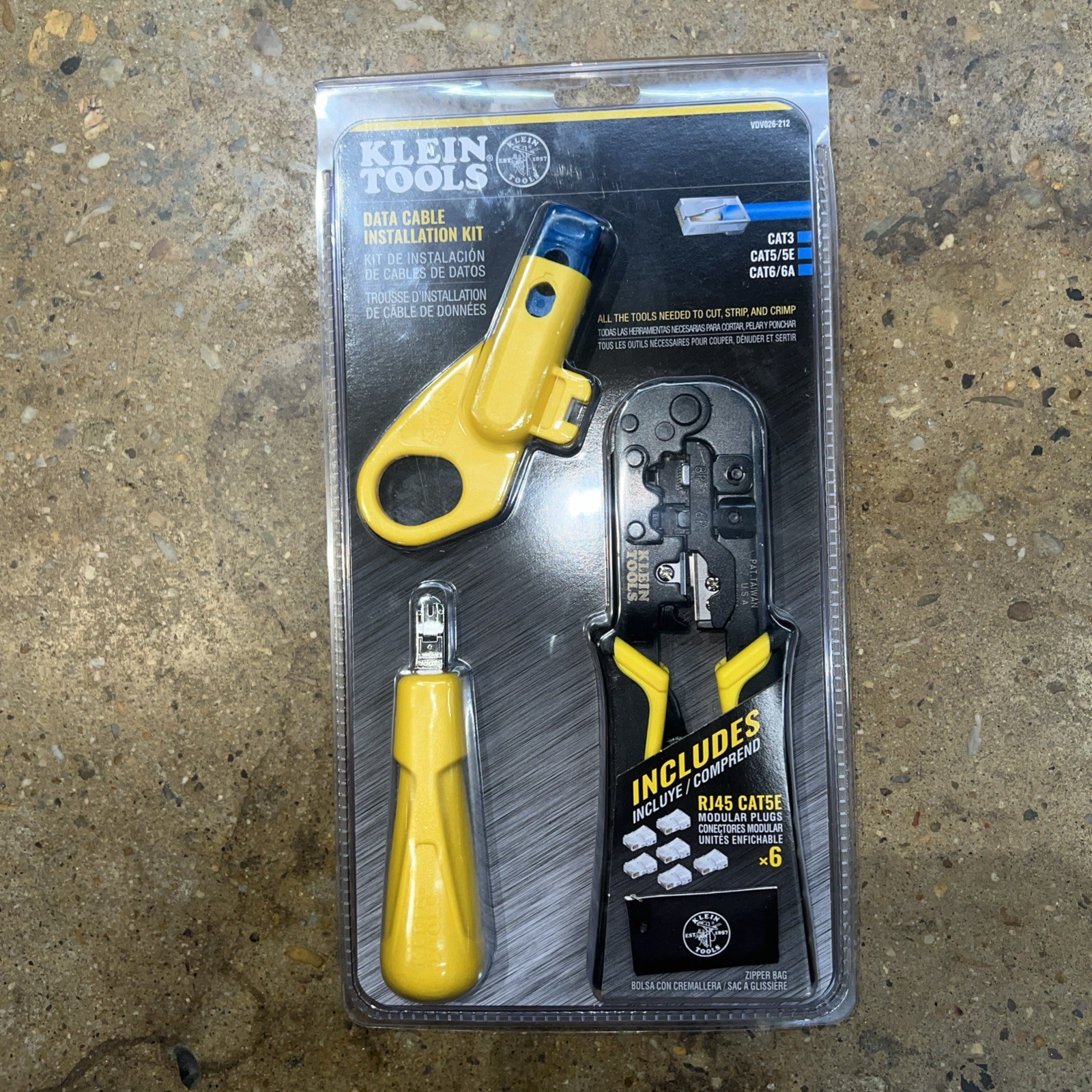 Klein Tools Data Cable Installation Kit With Zipper Pouch Model VDV026-212