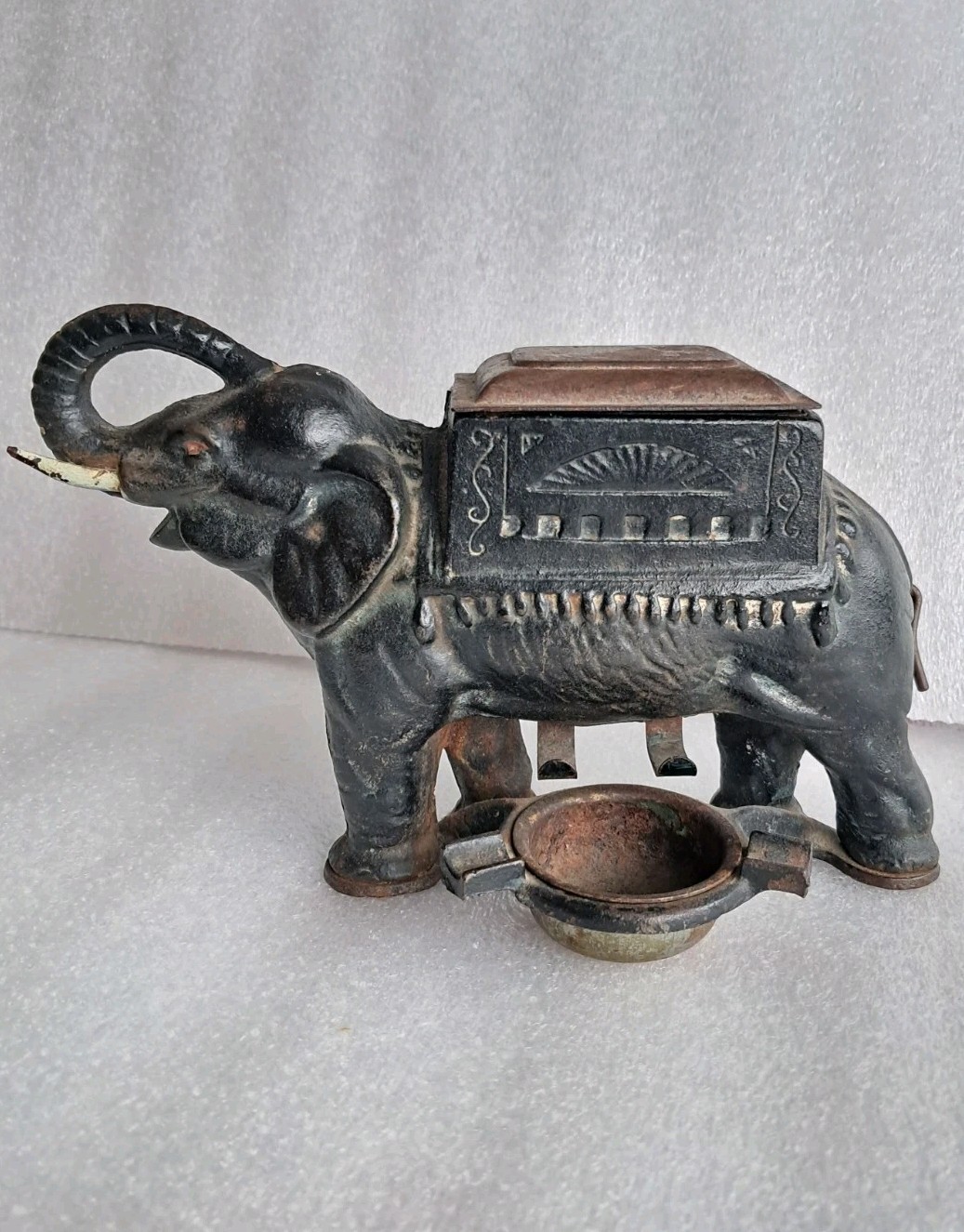 Vintage- Cast Iron Elephant Cigarette Roller Dispenser with Removable Ashtray