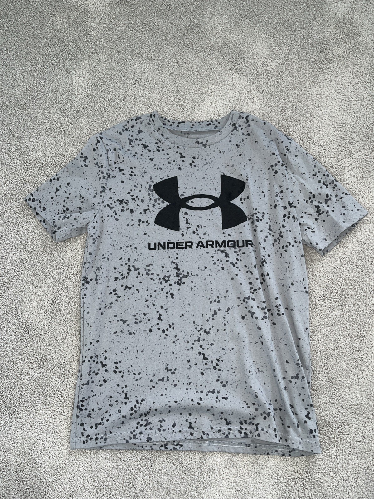 UNDER ARMOUR GRAY T SHIRT YOUTH LARGE