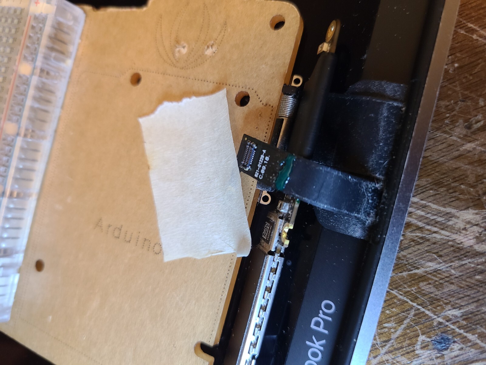 MacBook Pro A1706 A1708 A1707 Flexgate Backlight Cable Fault Repair Service