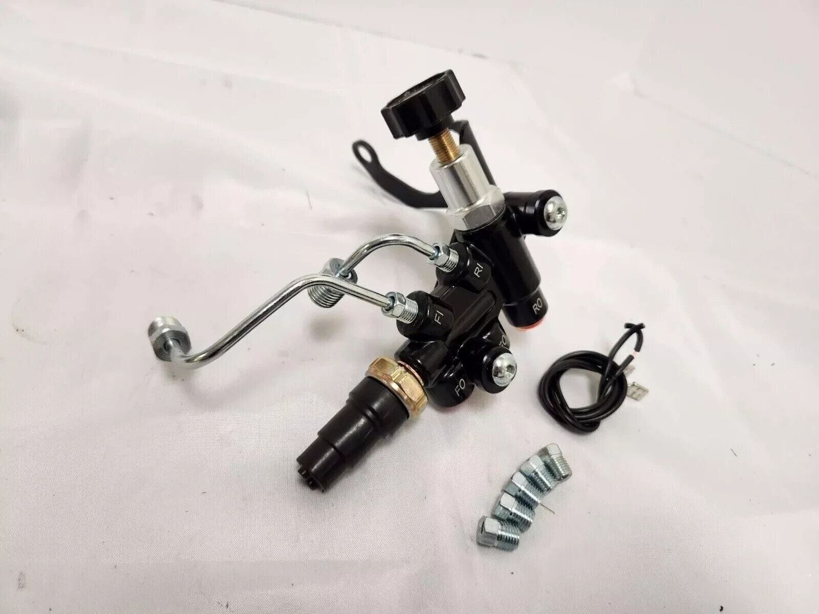 Wilwood Style Knob Adjustable Combination Proportioning Valve 260-11179