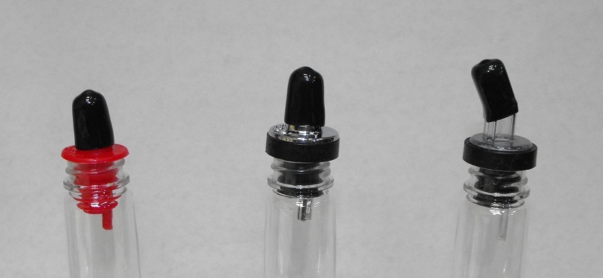 12x LARGE BLACK DUST CAPS Bar Supplies Bottle Pour Measured Spout Pourer Cover