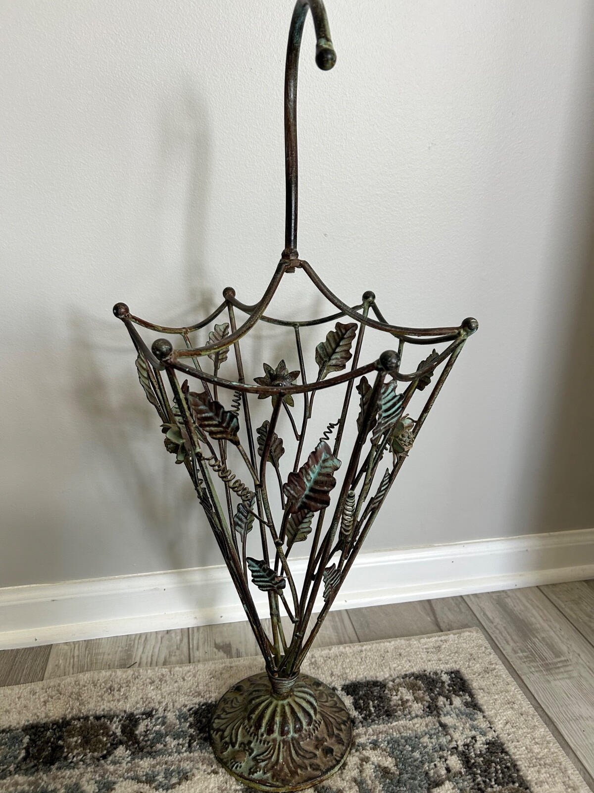 Vintage Wrought Iron Floral & Leaf Green Patina Umbrella Stand app 28” x 12”