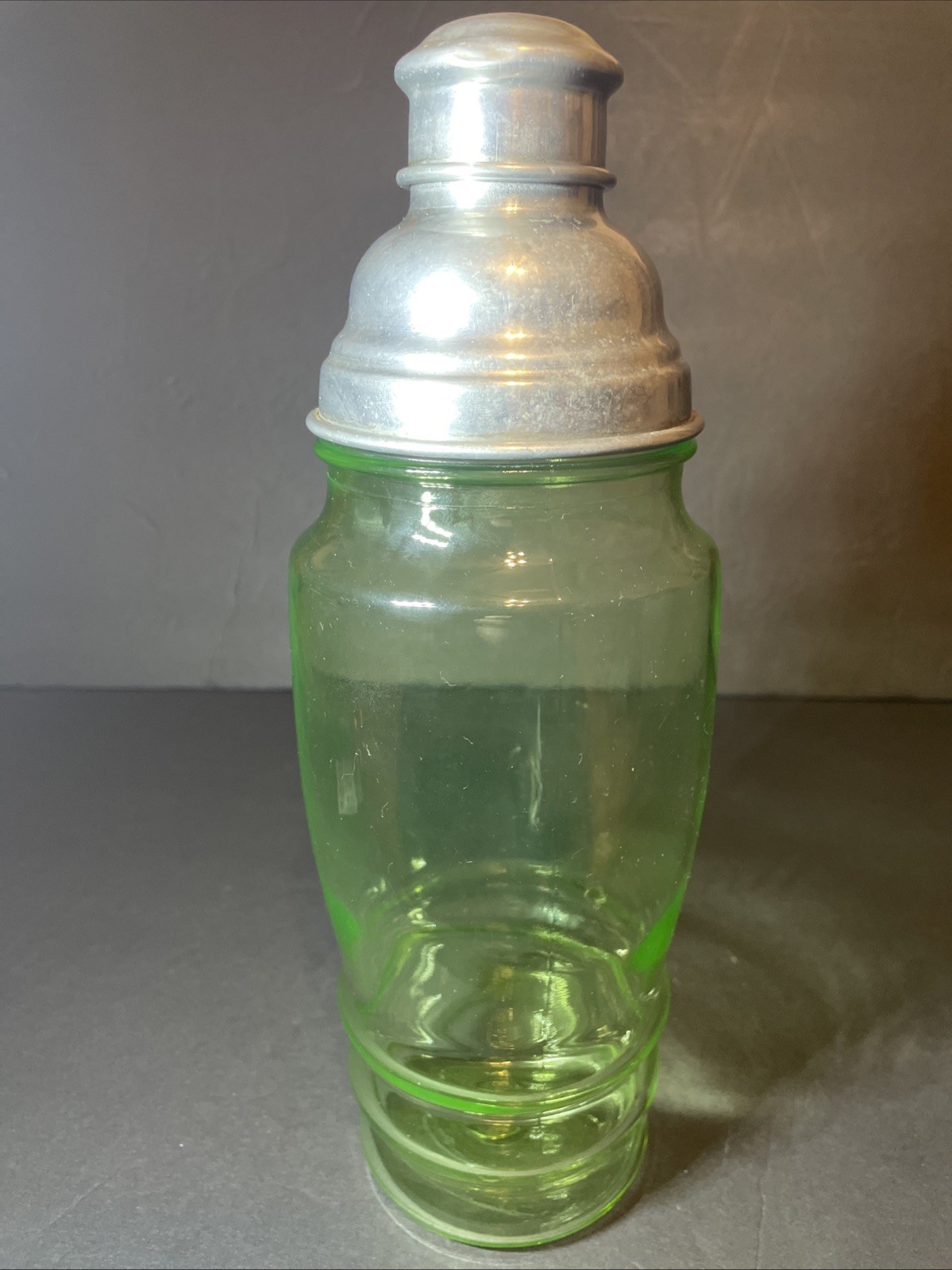 Vintage Green Uranium Glass Martini/Cocktail Shaker With Lids 11 Inches