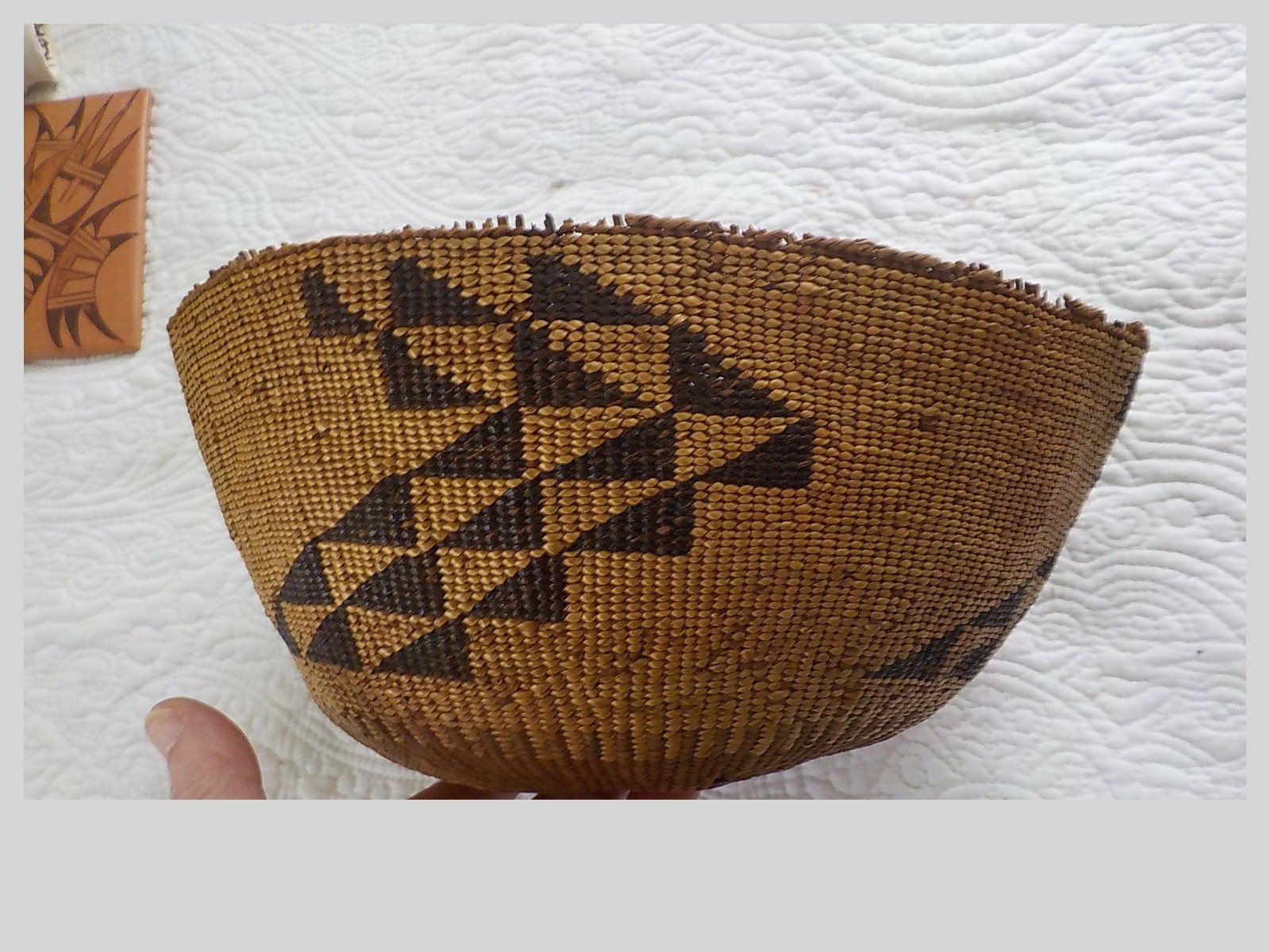 ANTIQUE KLAMATH CALIFORNIA Woven BASKET 10"