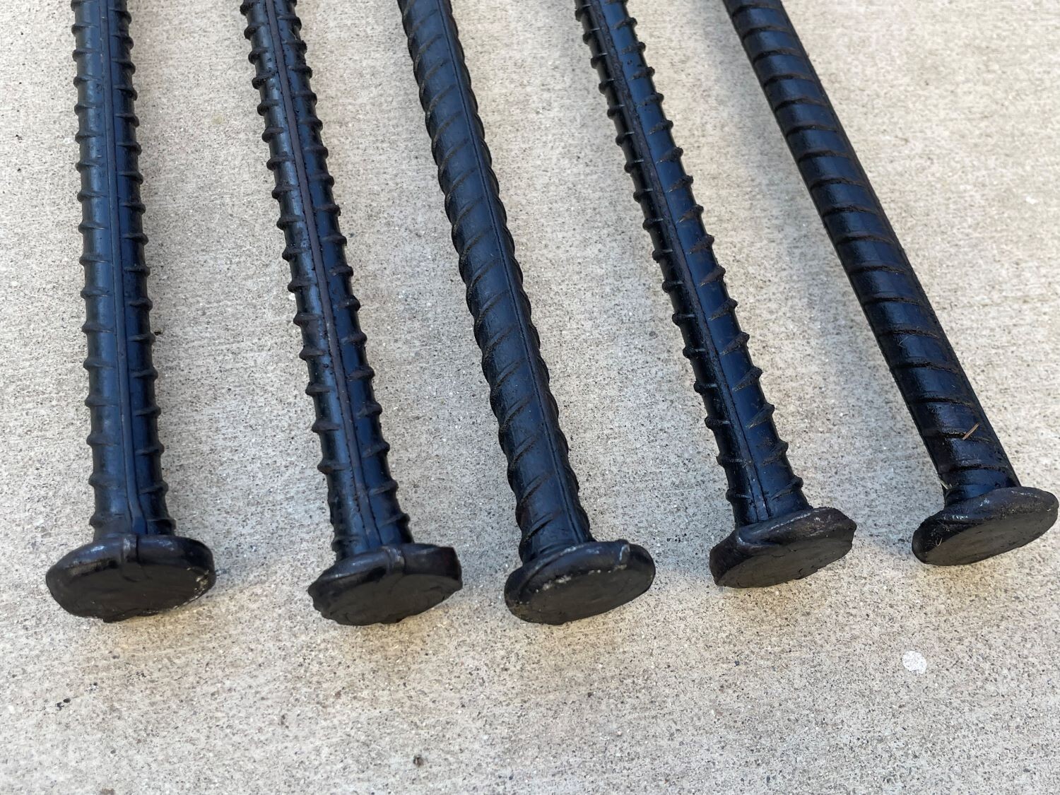 Sandbaggy 72" Steel Rebar Stakes with Nail Head - Garden Stakes (#4 Rebar)