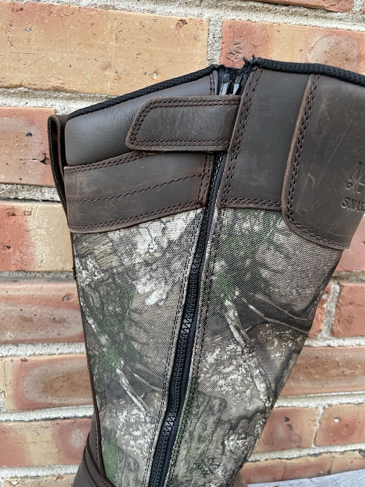 Magellan Outdoors Snake Shield Armor Camo 2.0 Women's Boots 8.5B