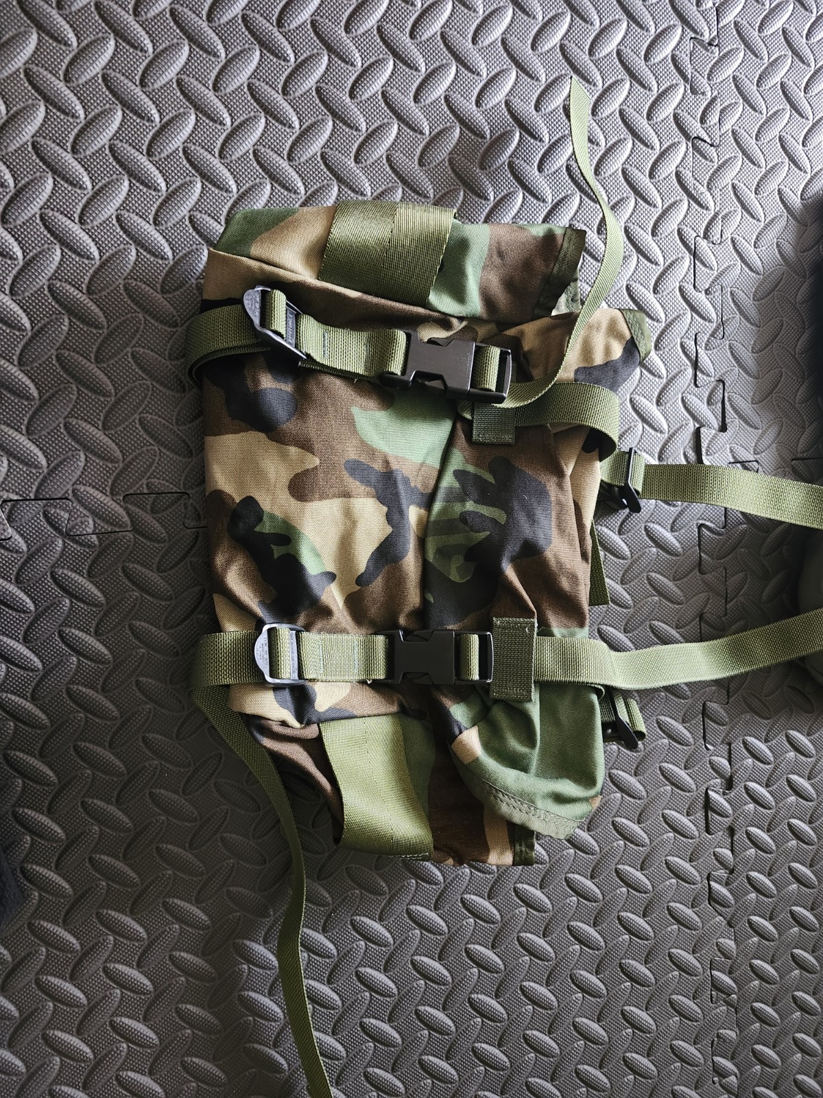 USGI ALICE SET WEB GEAR w/ CANTEEN / AMMO POUCHES SUSPENDERS BELT / BUTTPACK