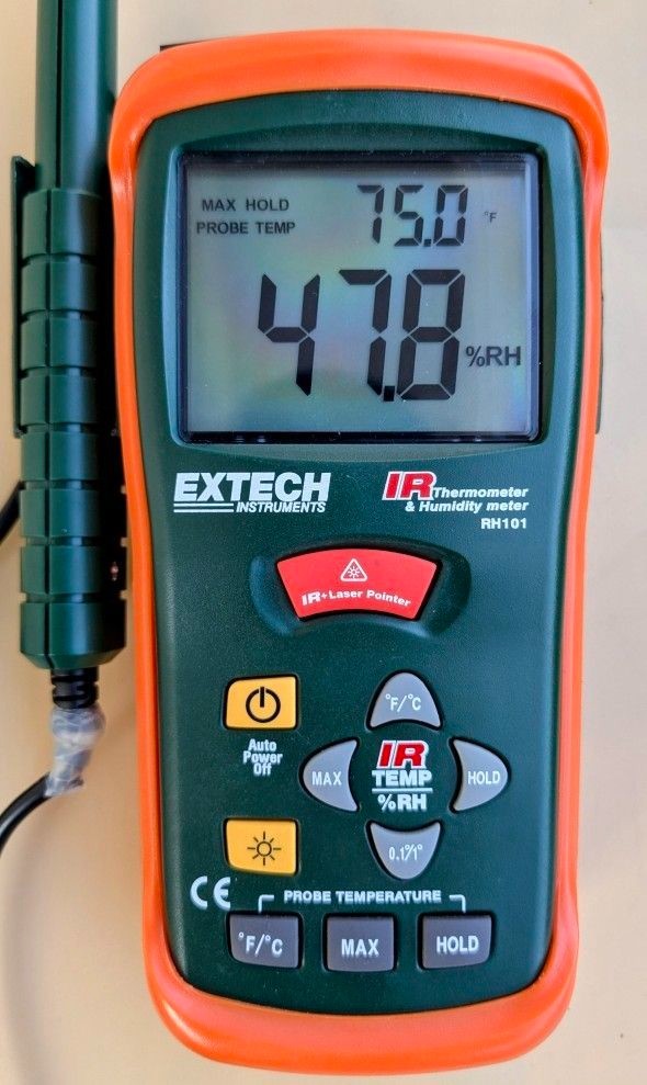 Infrared-Thermometer / Hydro- Thermometer by EXTECH Instruments - Model RH101