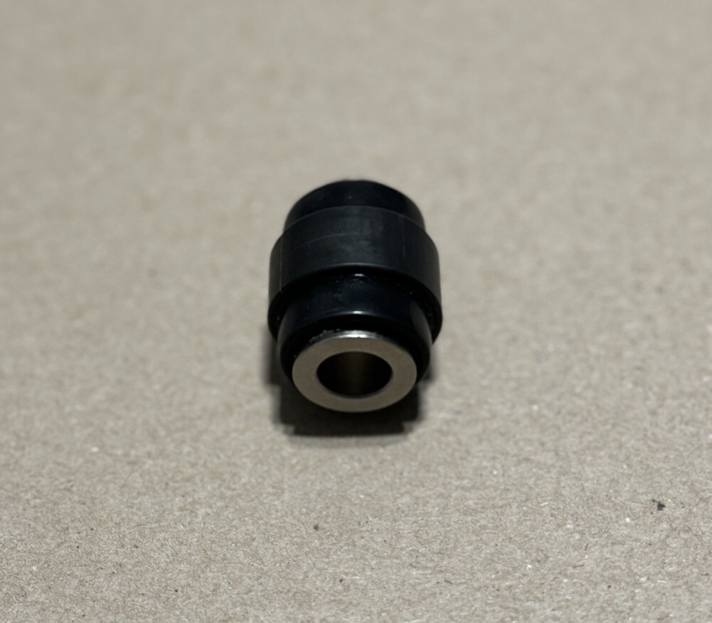 2017-2023 Can-Am Maverick X3 Turbo Max R OEM Rear Radial Knuckle Joint 706004843