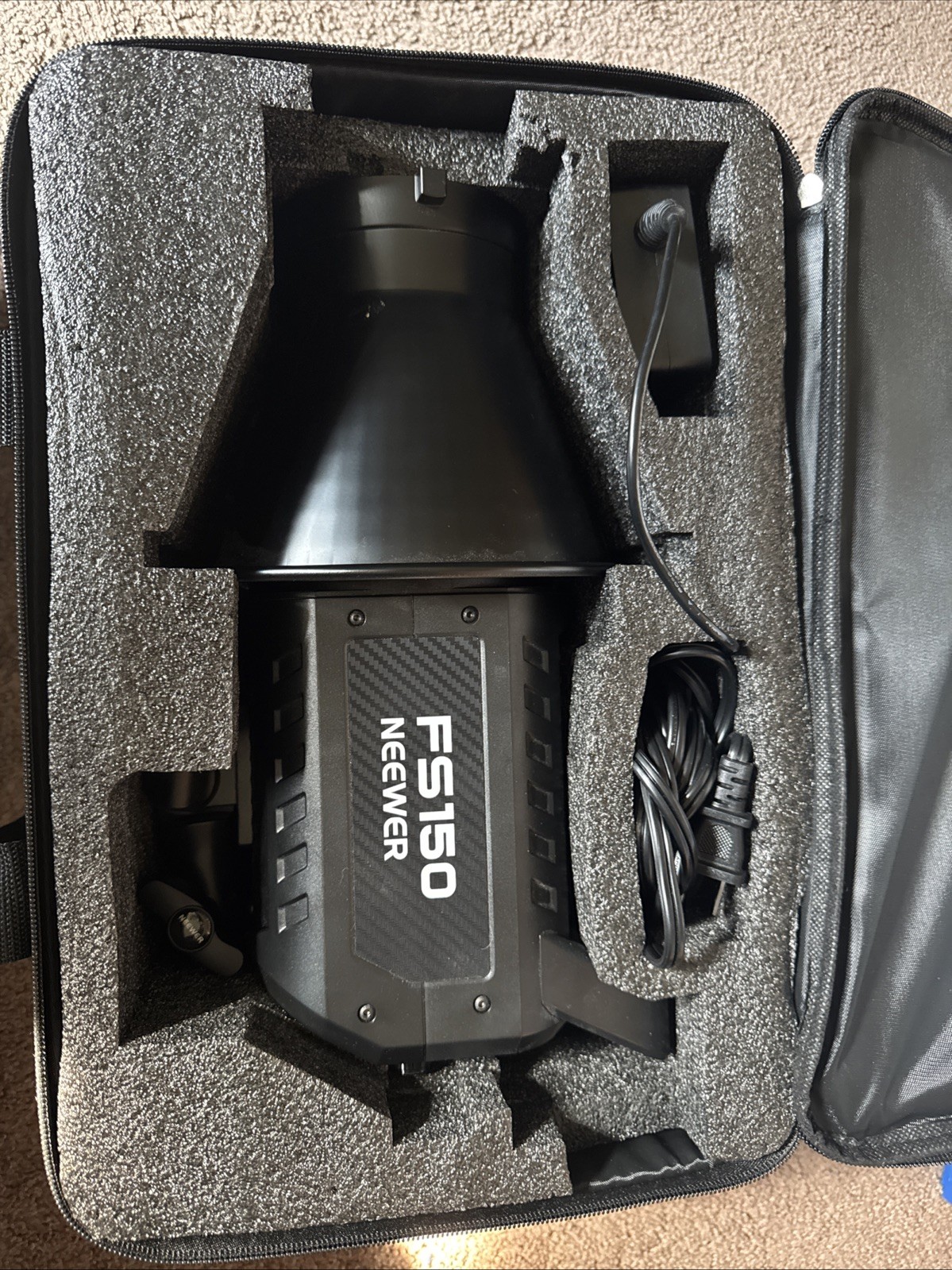 NEEWER FS150B LED Video Light