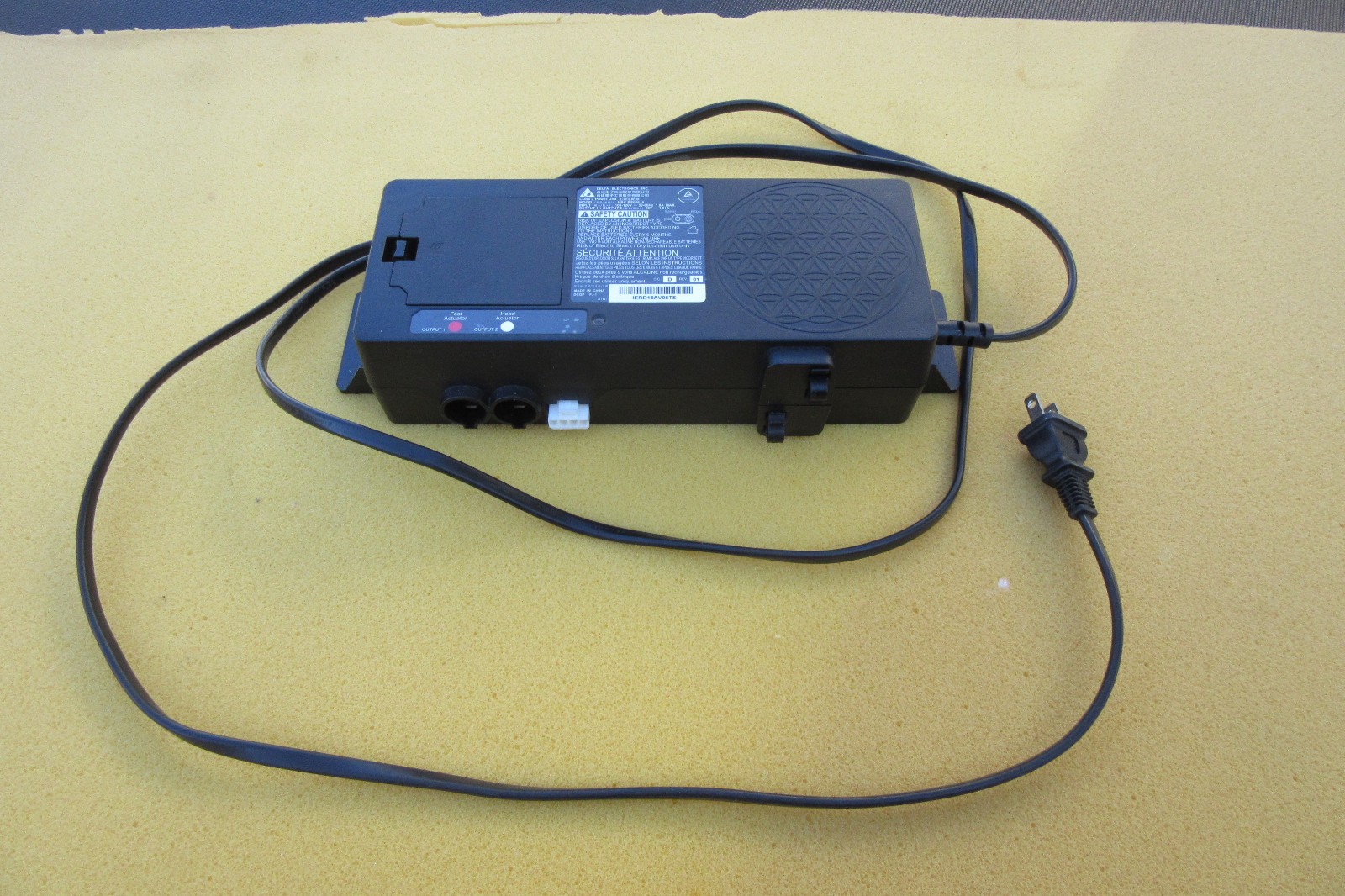 TempurPedic/Customatic - Control Box MBC-RS005 A - Delta Electronics - 100-120V