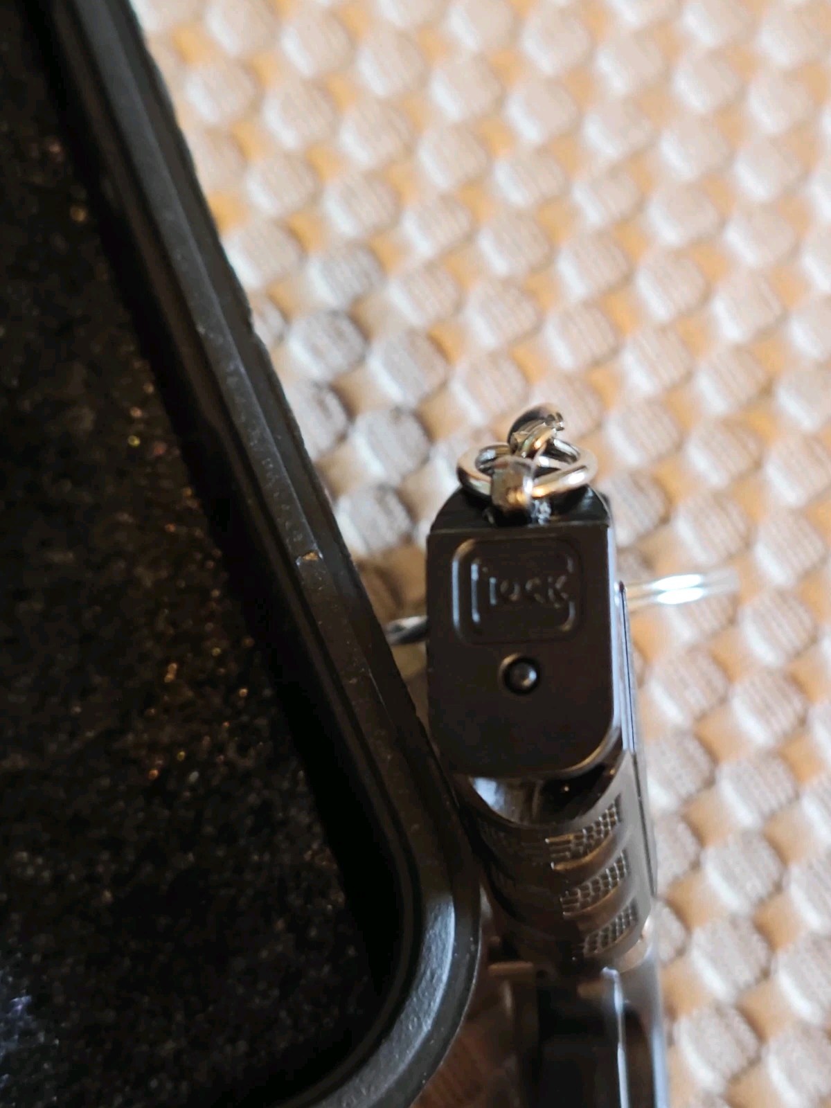 2 GL0CK 17 Mini Firearm Gun Pistol KEYCHAIN & Coast Flashlight, Includes Case