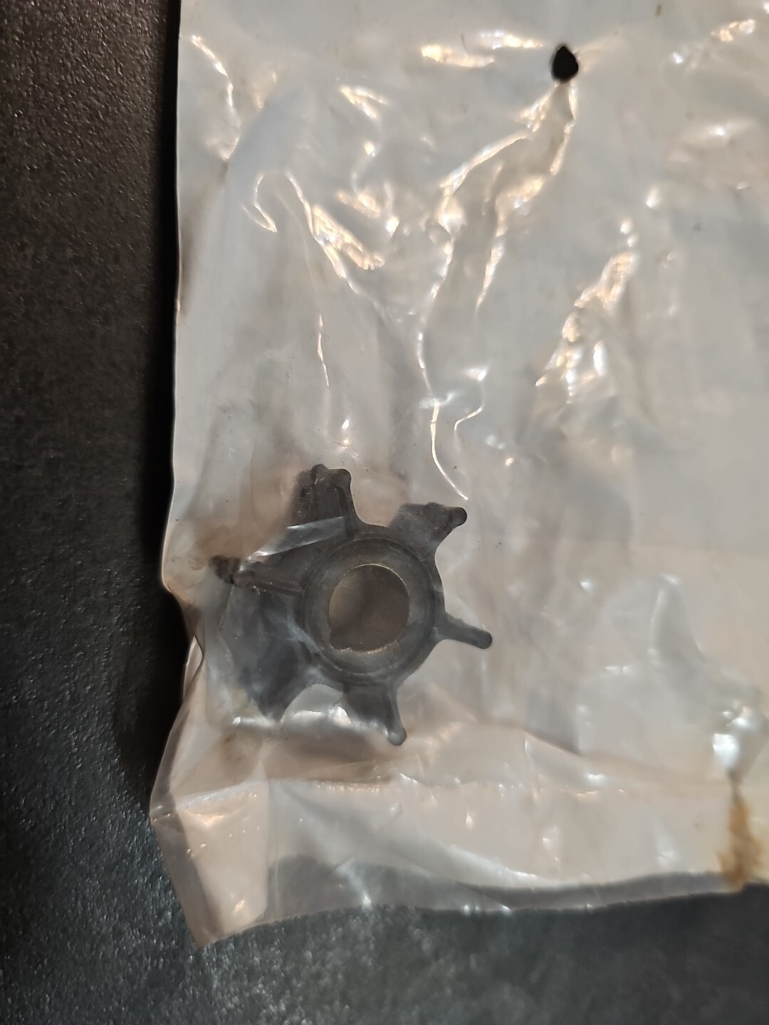 NEW OMC OEM EVINRUDE JOHNSON IMPELLER 436137