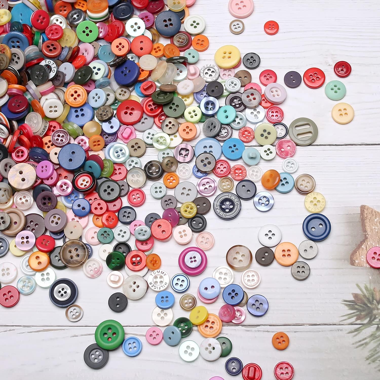 1000 Pcs Resin Buttons Assorted Sizes Round Craft Buttons for Sewing DIY Craft
