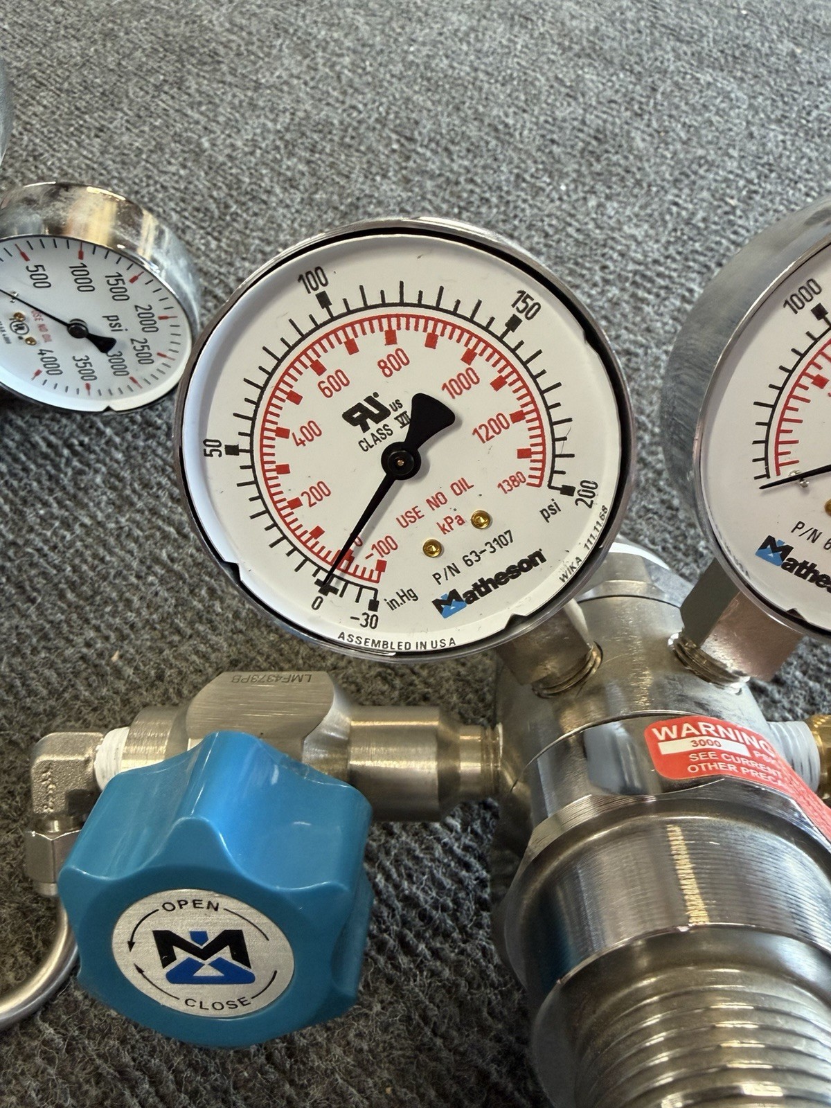 Lot of 3 High Purity Stainless Steel Pressure Regulators Matheson AirGas Harris