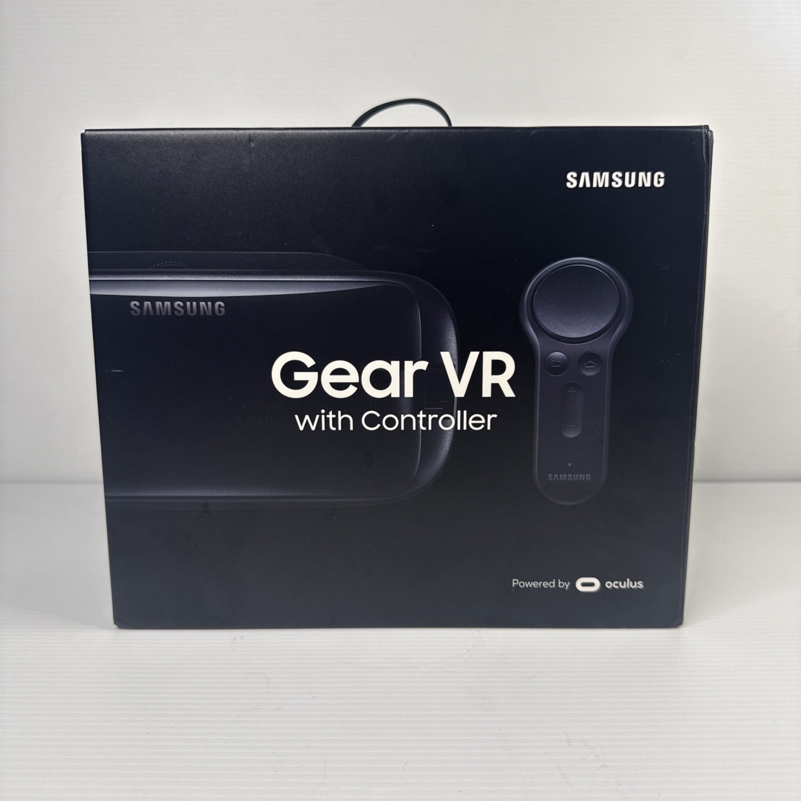 SAMSUNG GALAXY Gear VR Oculus Virtual Reality Headset w/ Controller SM-R324