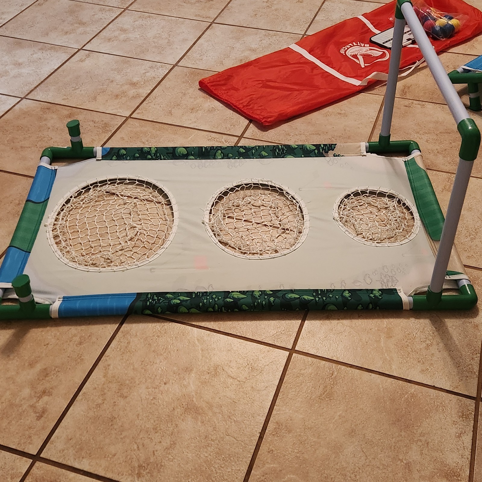 Go Sports Battlechip Premium Outdoor Golf Chipping Game W/ Tote Bag!