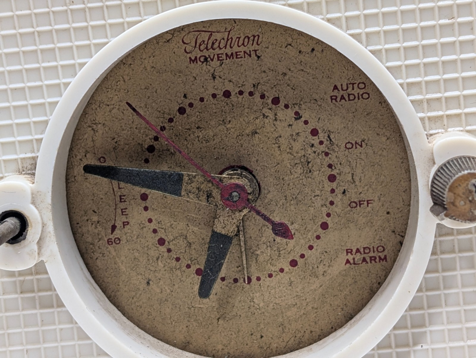 Vintage Emerson Clock Tube Radio Model 826 Series D Telechron Alarm Movement