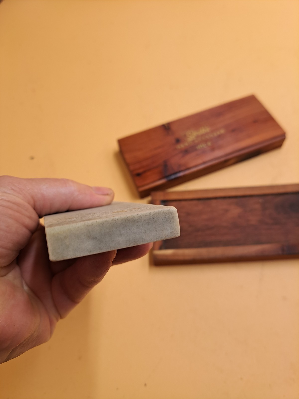 Vintage Smith’s HTC-6 Hard Arkansas Knife Sharpening Stone Cedar Wooden Box VGC