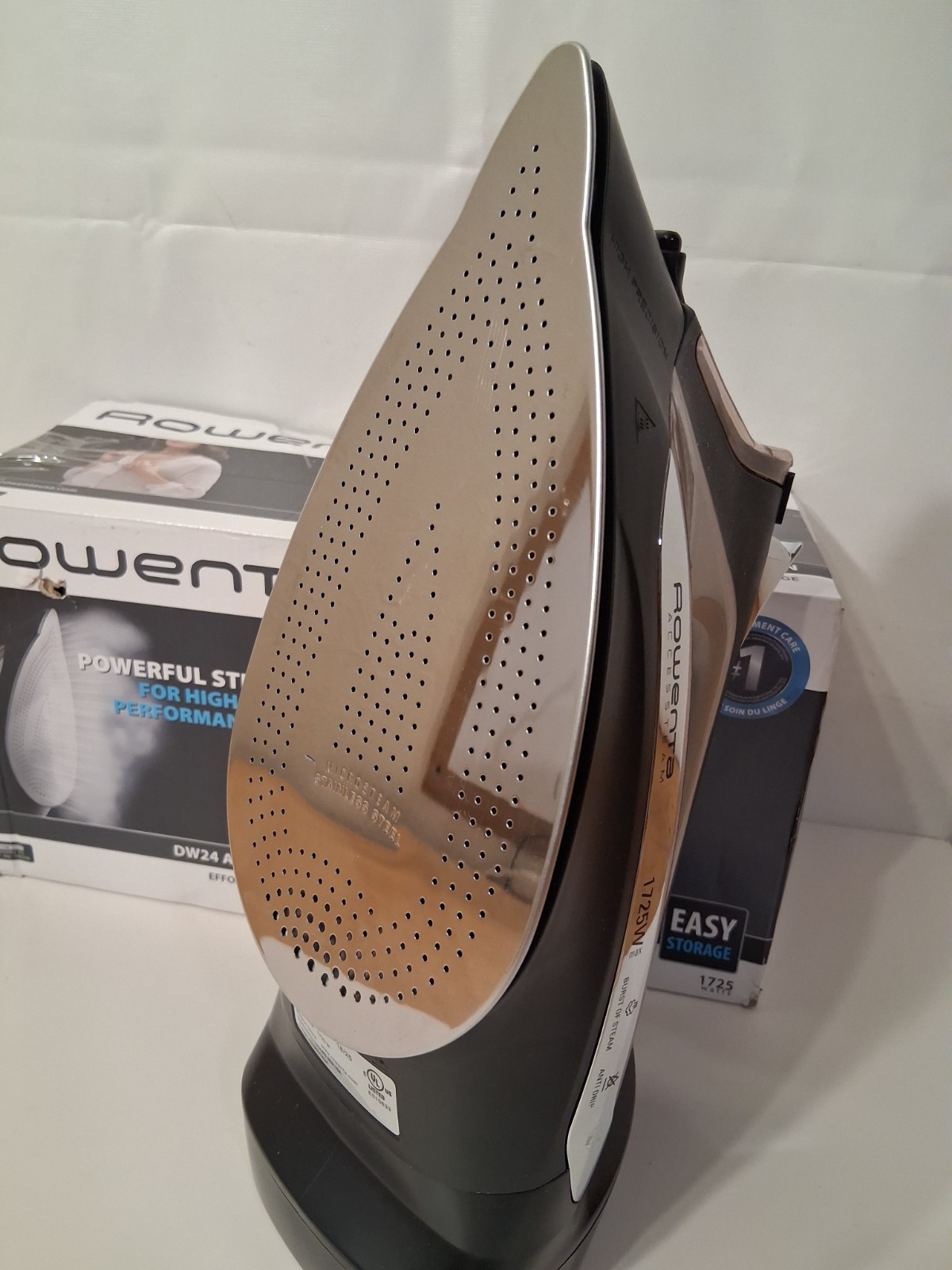 Rowenta Access Stainless Steel Soleplate Steam Iron Retractable Cord DW2459