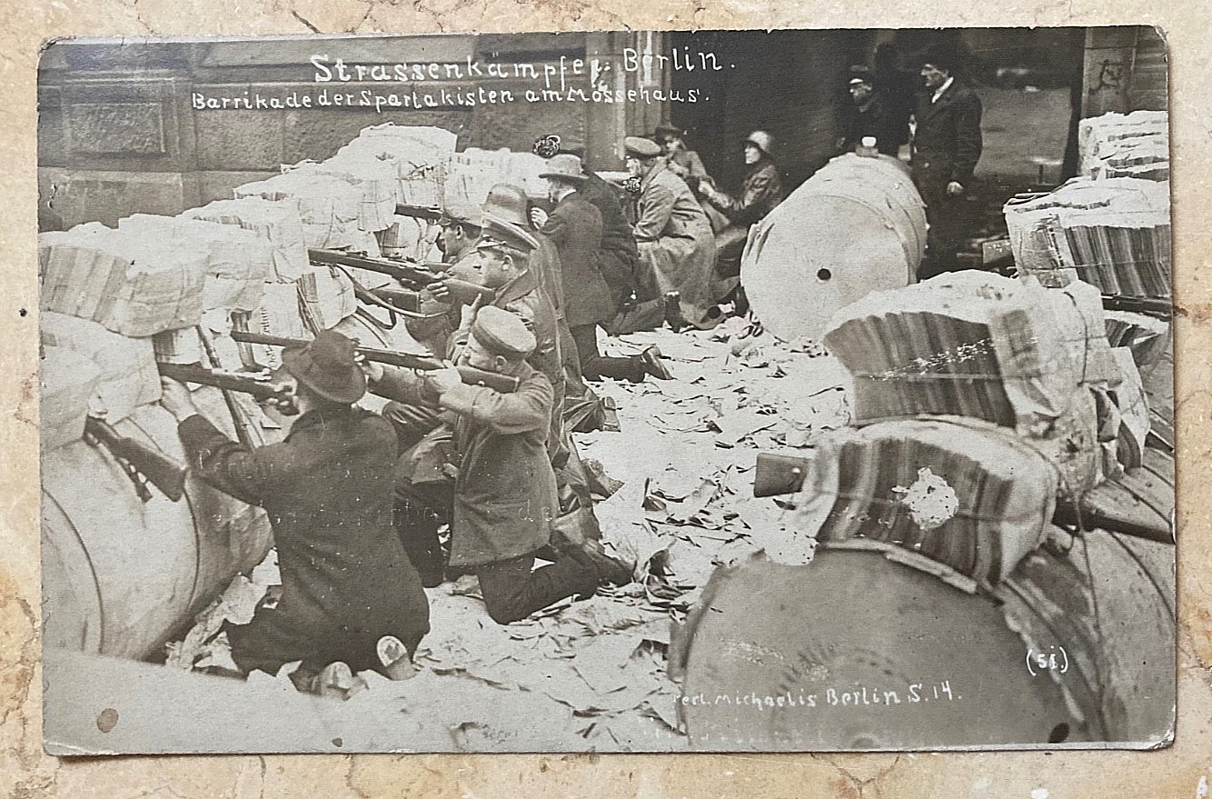 POST-WWI GERMAN FREIKORPS BERLIN BARRICADES NOV. 11, 1919 PHOTO POSTCARD RPPC