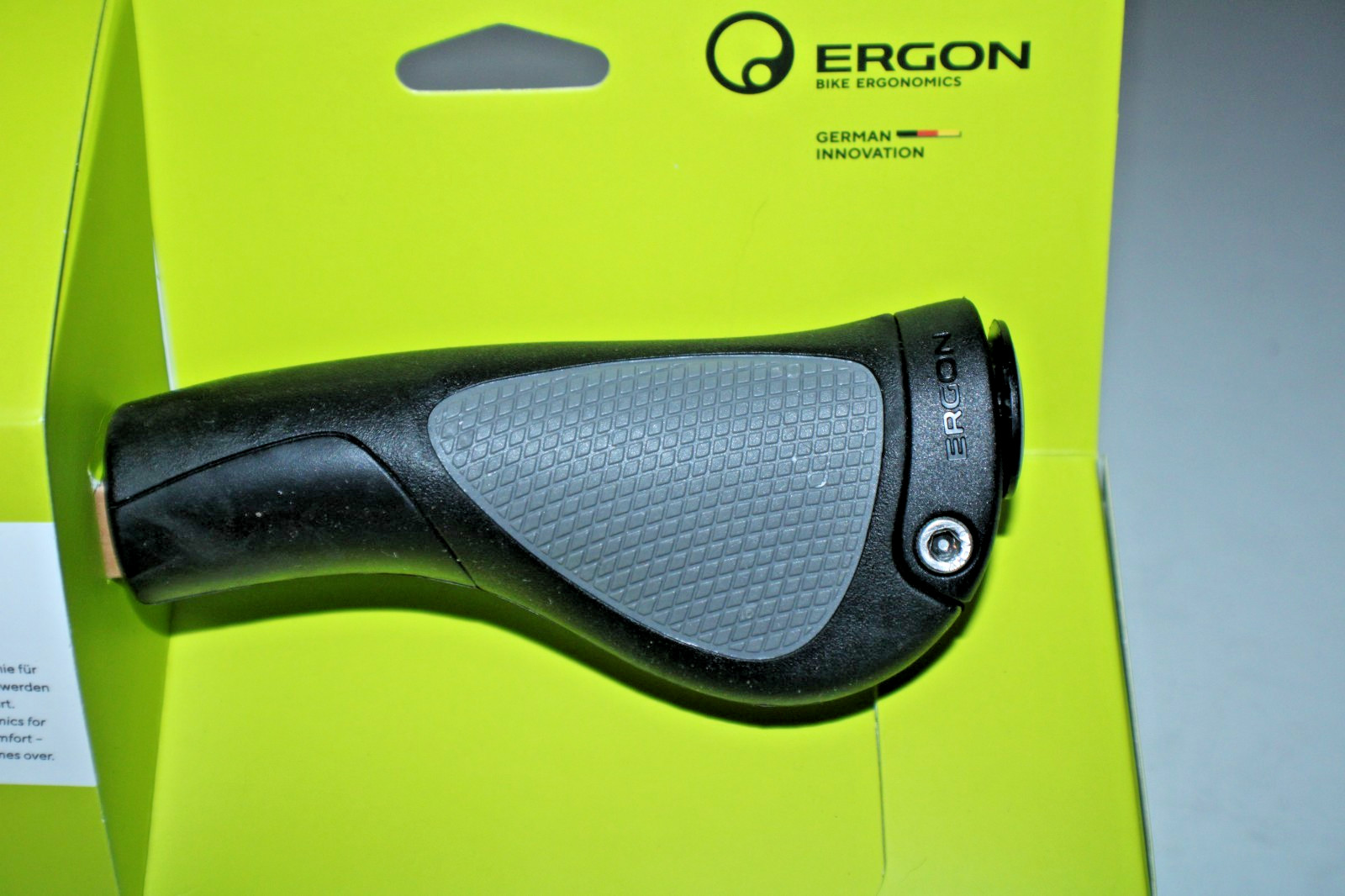 Ergon GP1-L Neo Bike Handlebar Grips Ergonomic Large Commuter Free USA Shipping!