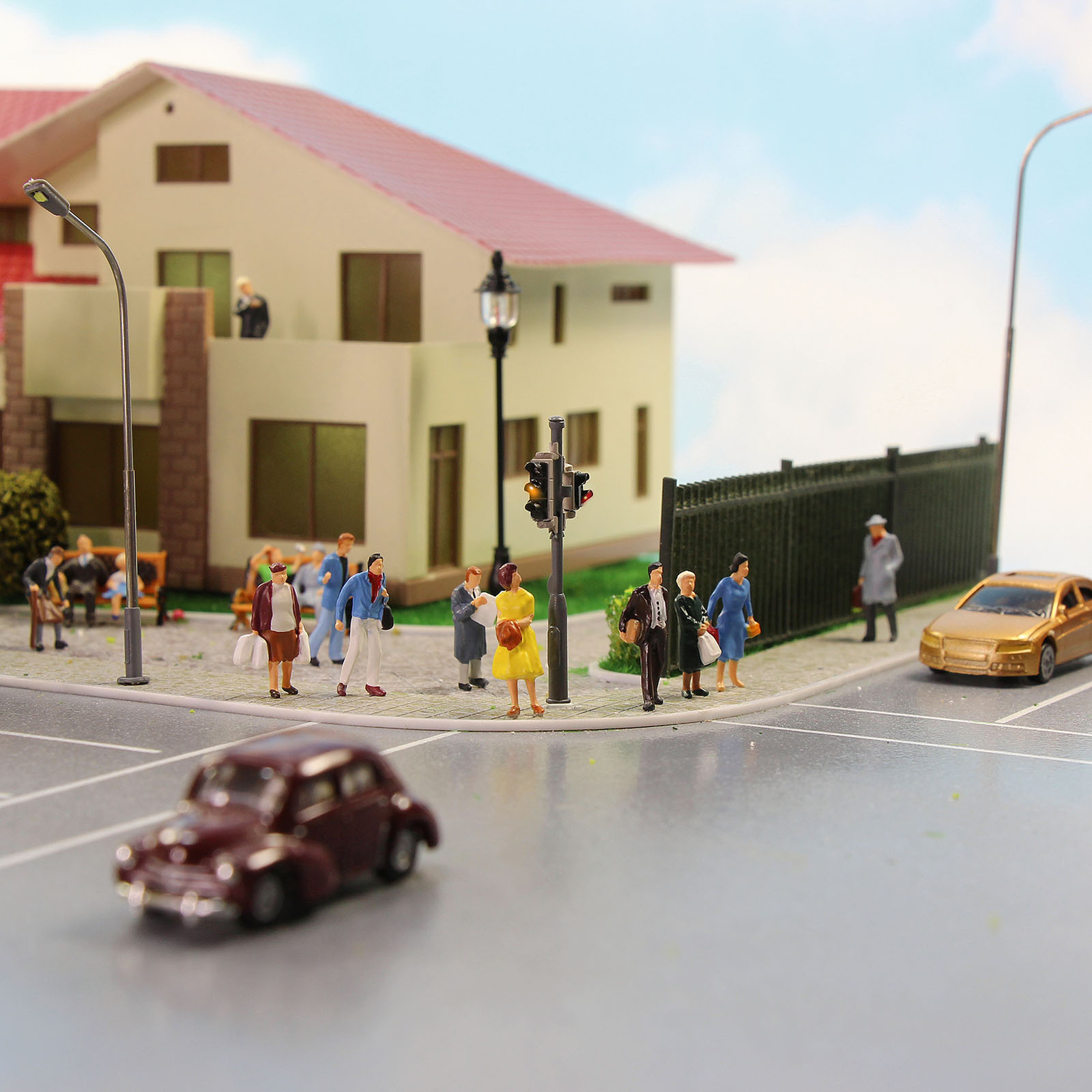 LQS21 10PCS Model Railroad HO OO Scale 1:87 Street Light Lamps Warm White LEDs