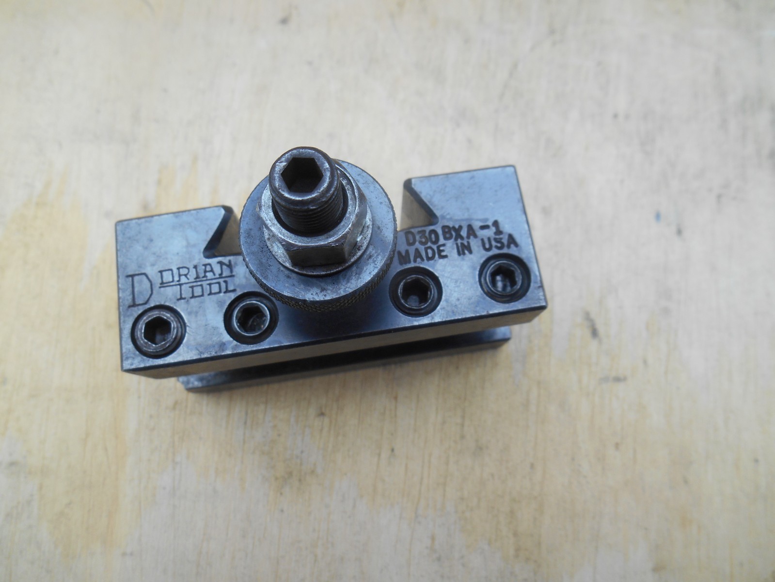 DORIAN D30BXA-1 Tool Post Holder,Turning And Facing 3/4" bit