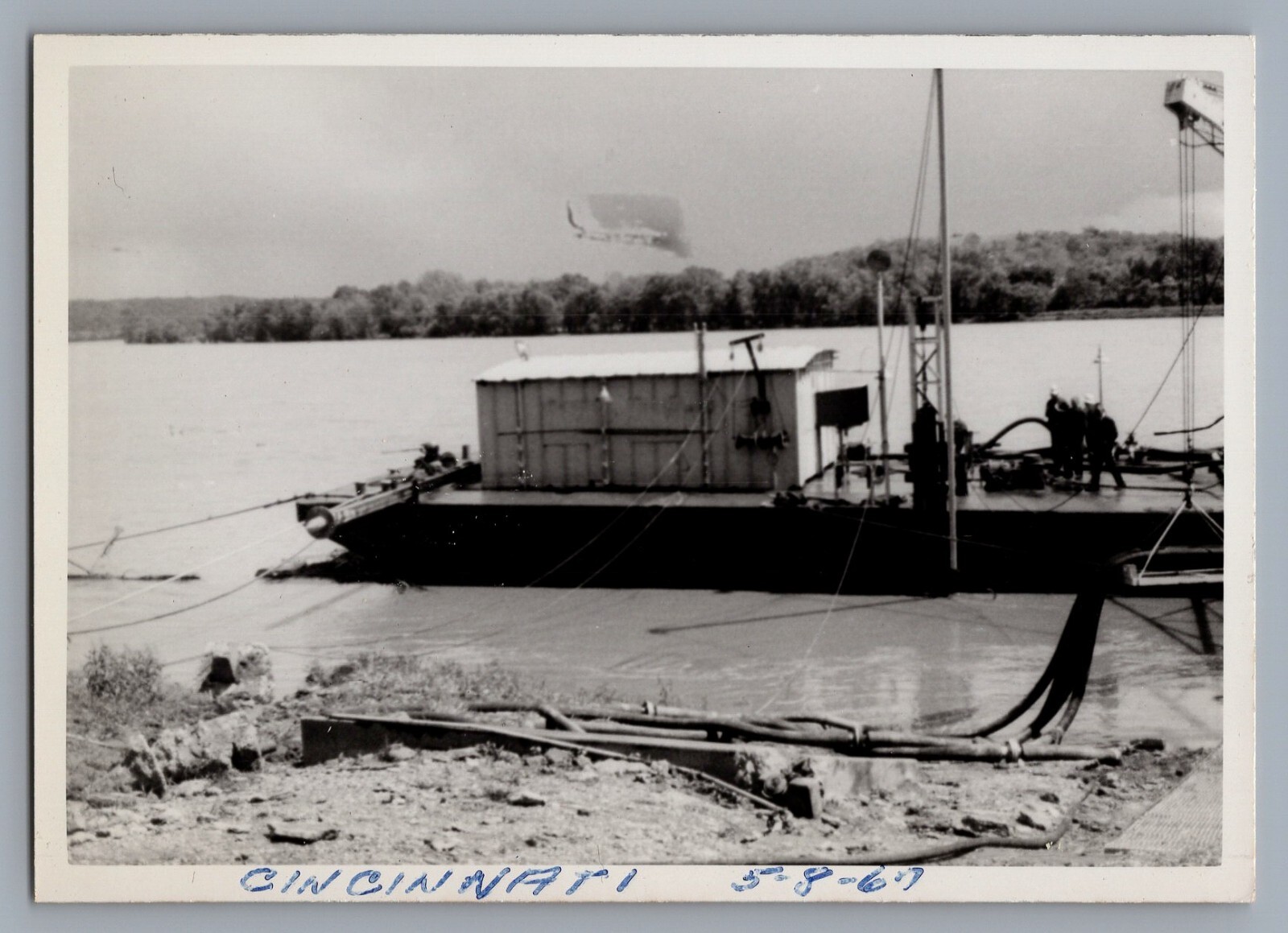 1967 Gulf Oil & Gas Vintage 4.25 x 3" Photo Pipeline Cincinnati, Ohio   9403