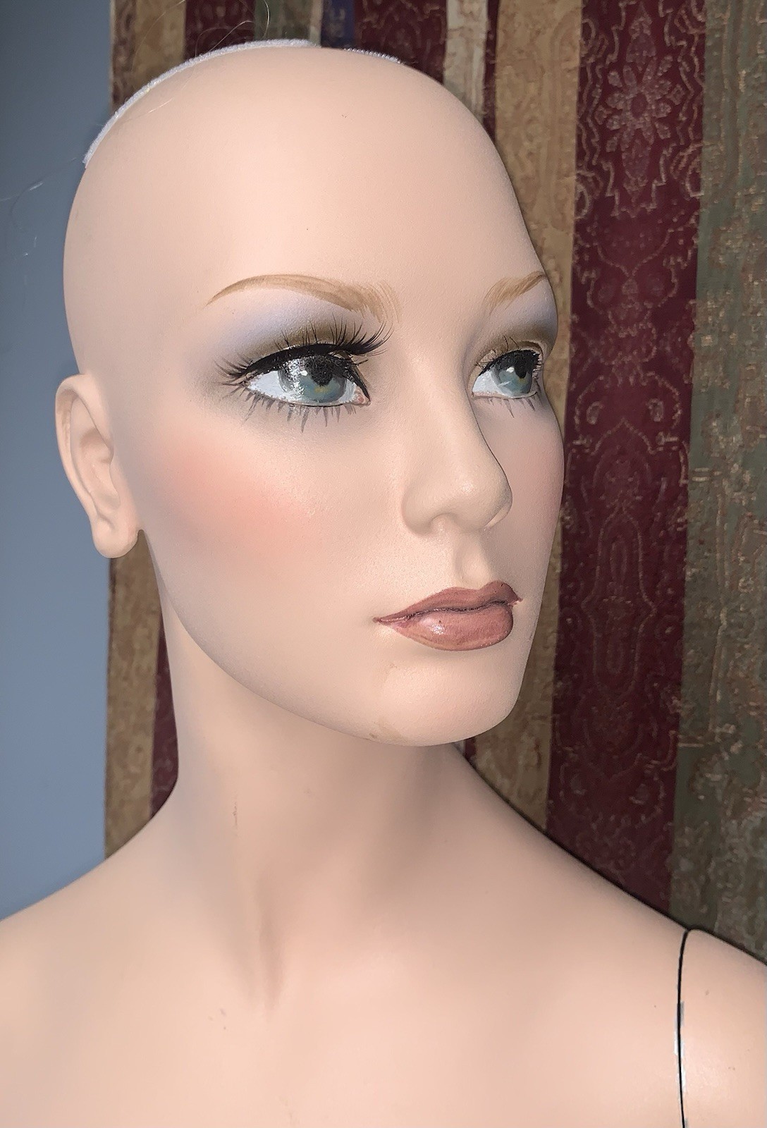 1960s FULL SIZE STORE CLOTHING DISPLAY MANNEQUIN WOMAN PLASTER? METAL STAND