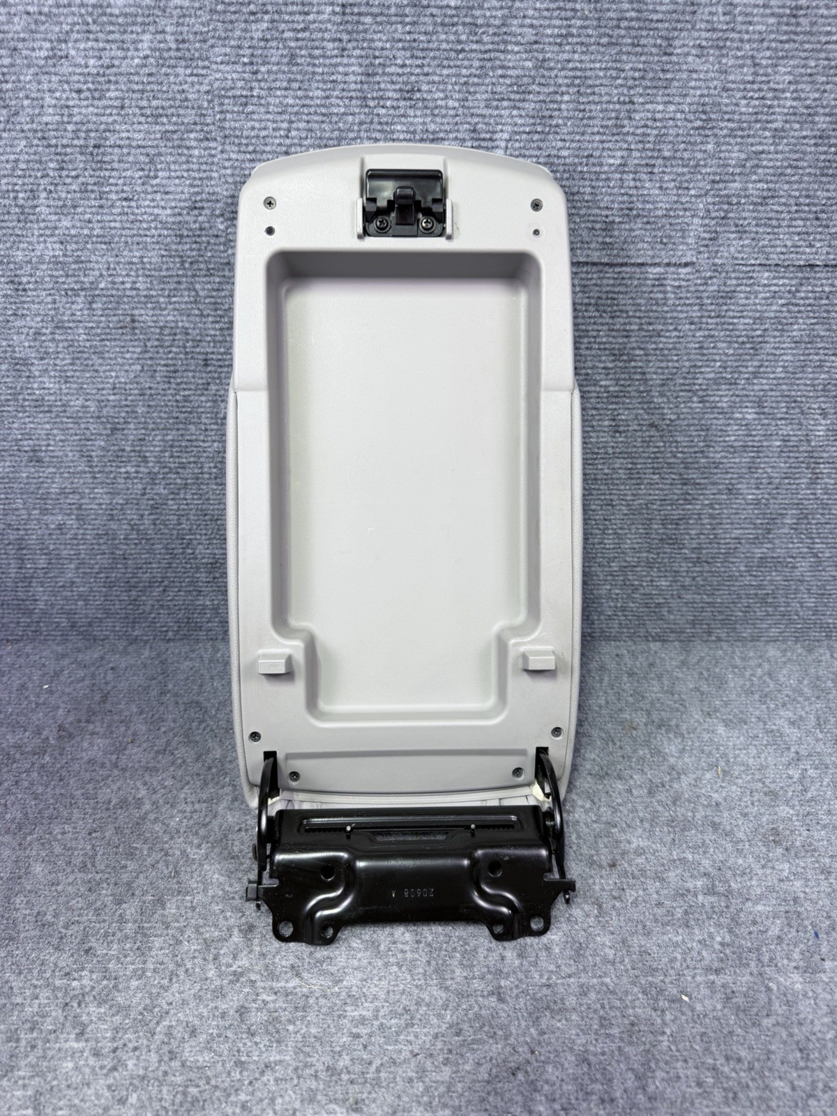 2007-2011 Toyota Camry Center Console Gray Leather Armrest Lid Assembly OEM