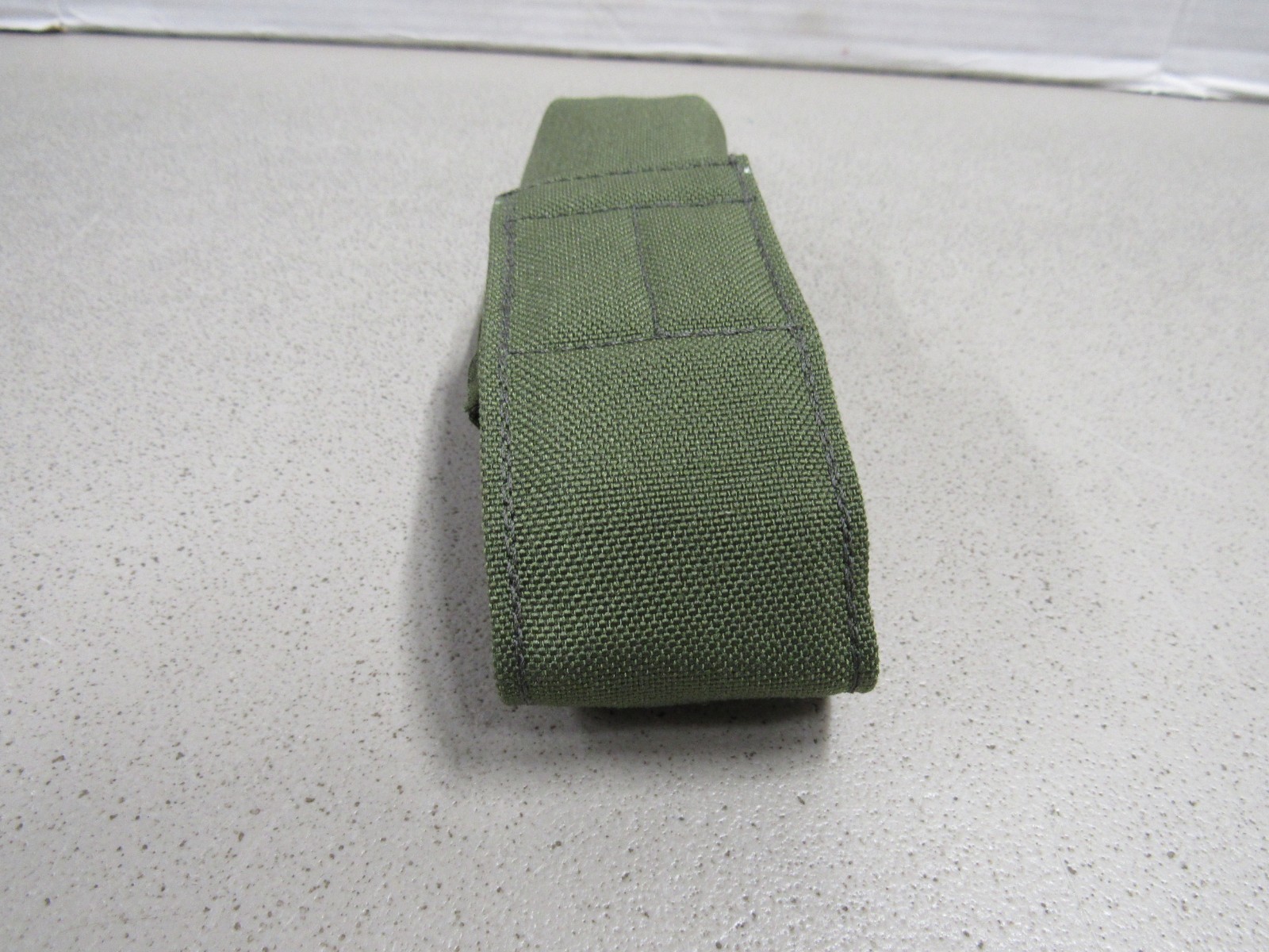 Old Gen Eagle OD Green Suppressor Pouch w/ Alice Clip Flashlight Pouch NOS
