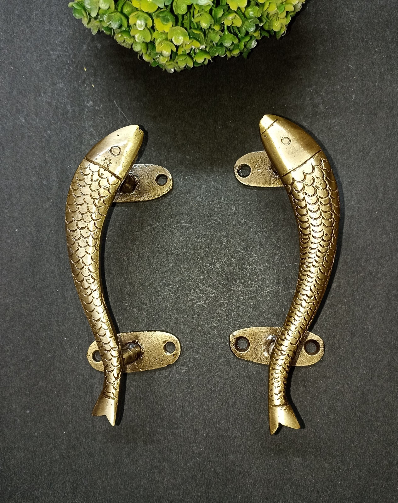 Lacquered Brass Curved Fish Home Window Pull Modern Door Grab Handle Pair AJ474