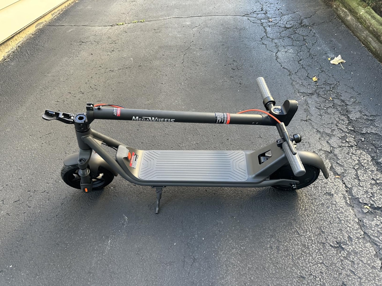 300W Electric Scooter for Adults Teens Folding E-Scooter w/ APP&Shock Absorption