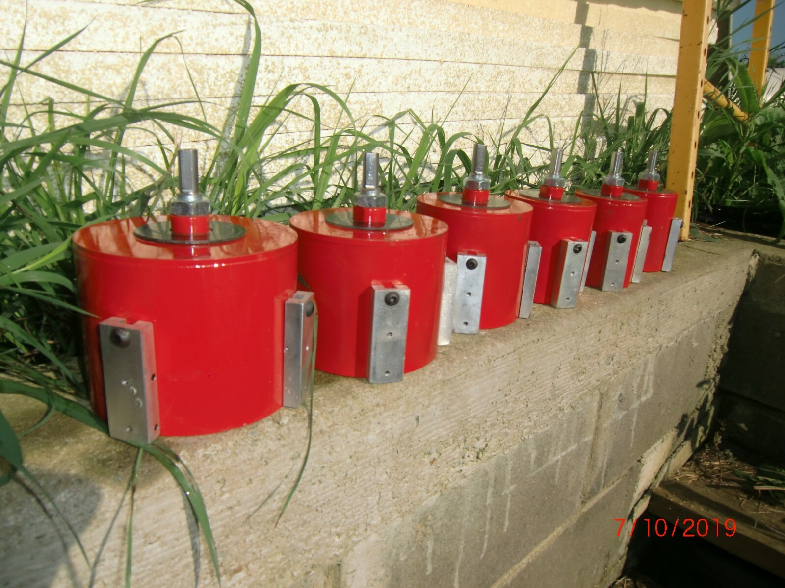 Shipman Bolt and Nut Cleaners 6 Sockets 7 inside nut cleaner more "barely used"