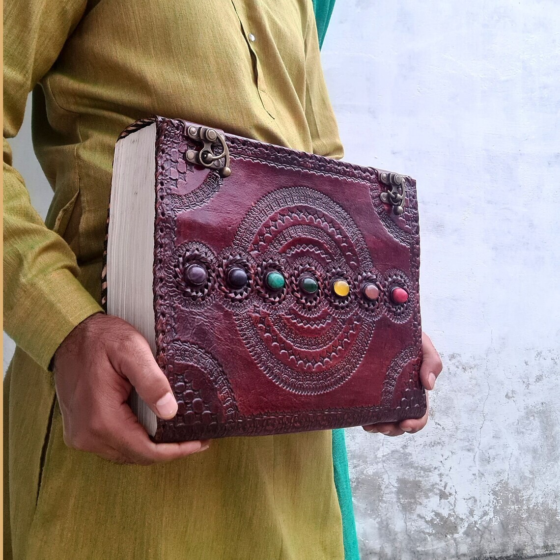 Handmade Extra Big Seven Stone Leather Journal Writing Notebook Large Sketch