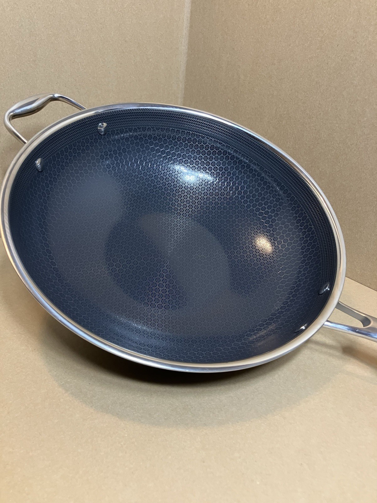 Hexclad Hybrid Cookware Nonstick 12" Wok (Stainless Steel Hybrid) NO LID