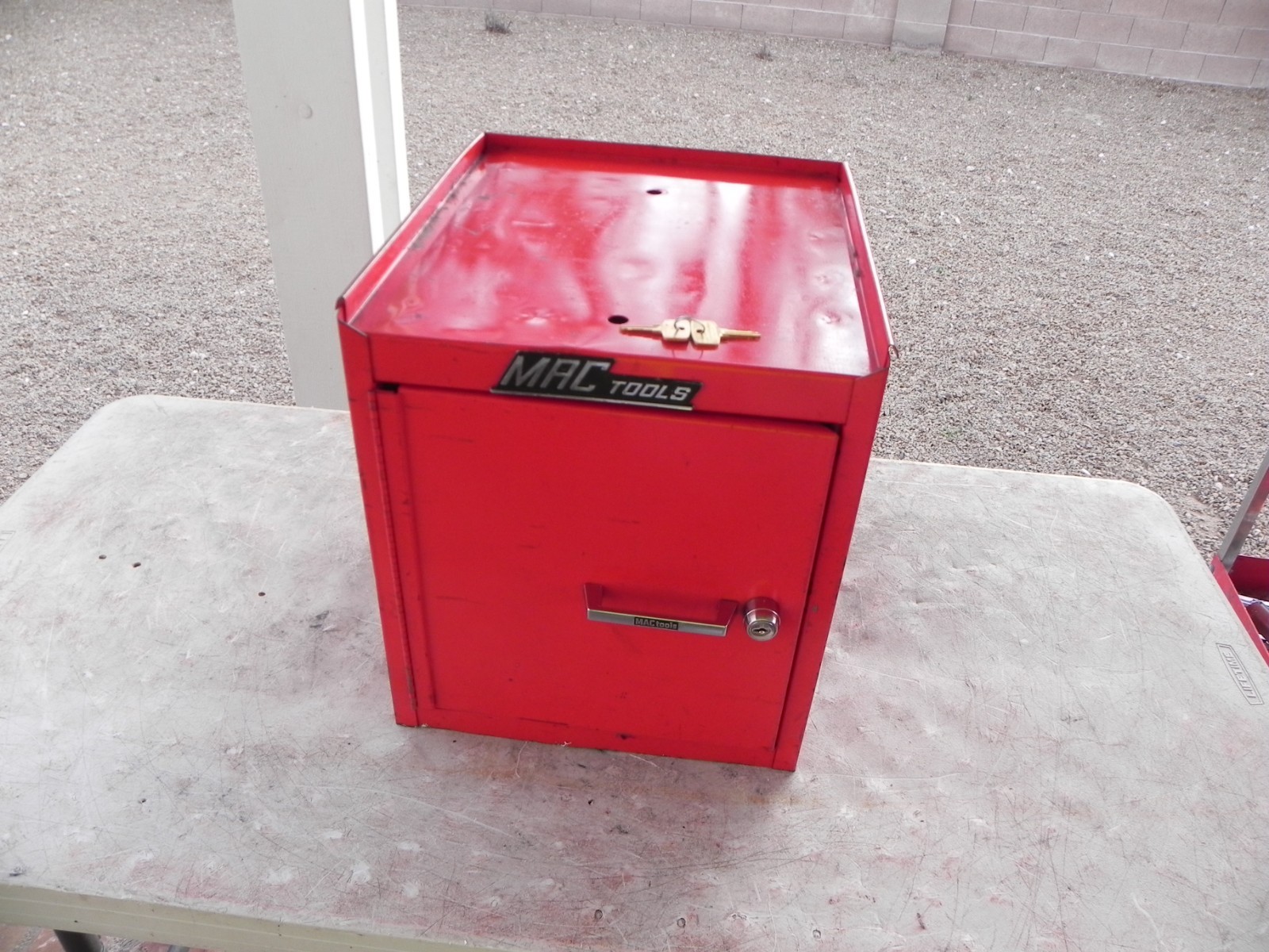 Vintage Mac Tools MB302 H3 6 Drawer Mini Side Cabinet Red USA 2 Keys (NICE)