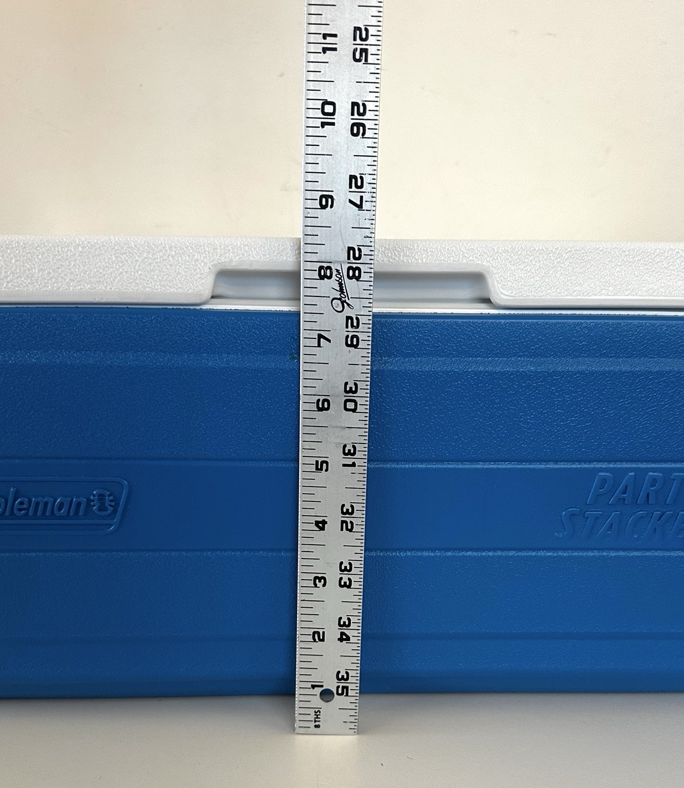 Coleman PARTY STACKER COOLER Model 6225 BLUE 24 Can Stackable Chest DISCONTINUED