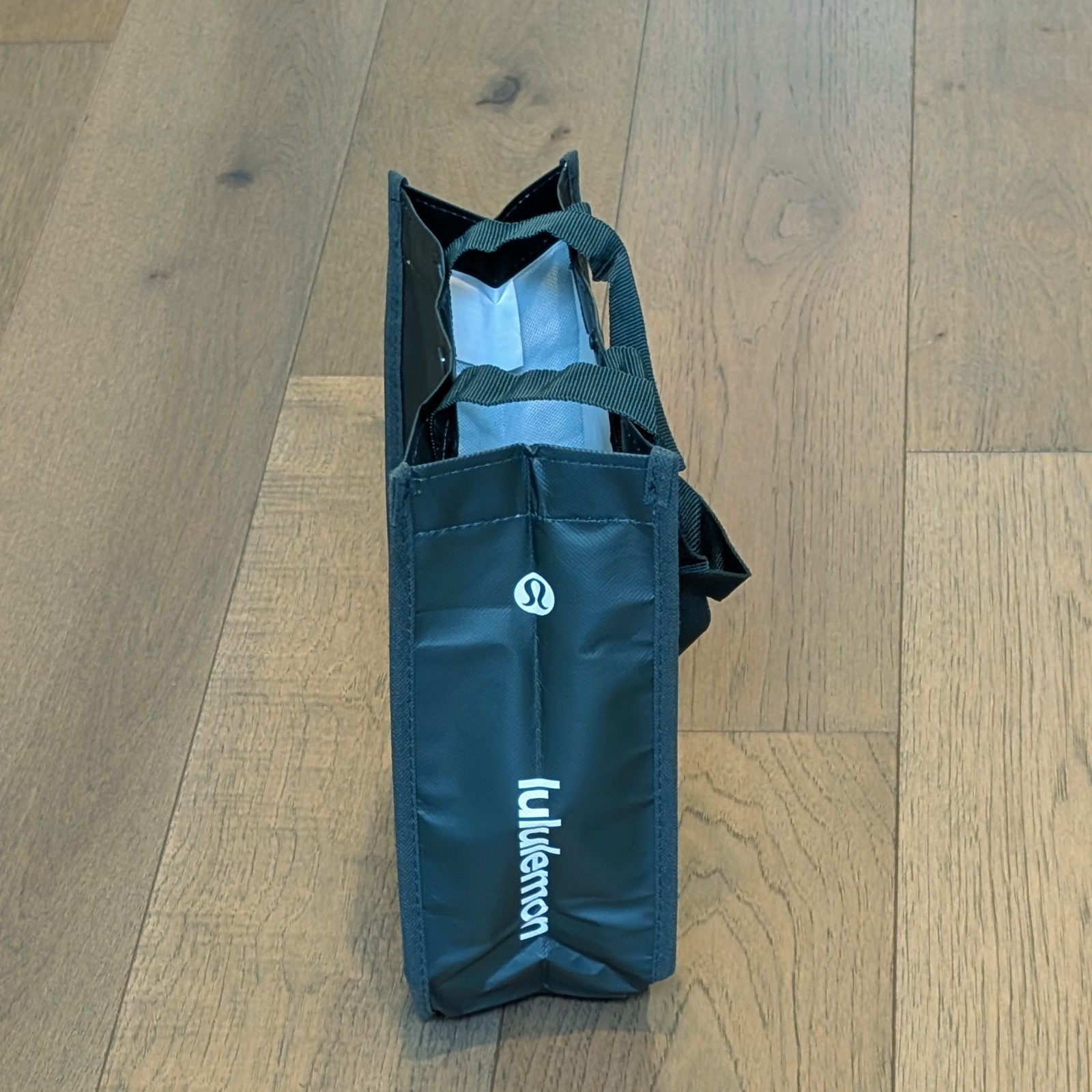 Lululemon Small Reusable Shopping Tote Lunch Bag 💚 Green 💚 **NEW!**