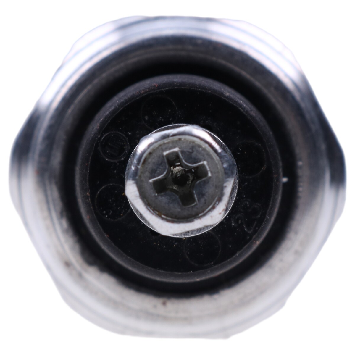 Oil Pressure Switch 15841-39010 For Kubota Engine D1105 D1305 D1403 D1503 D1703