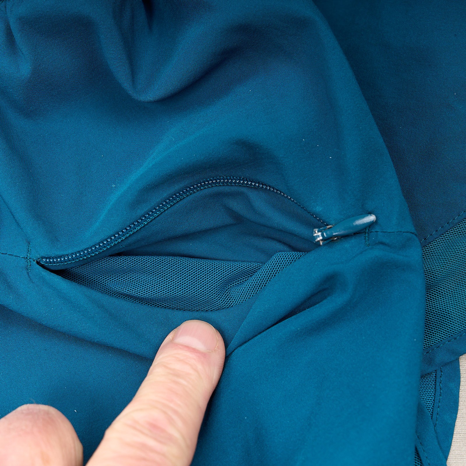 Athleta Lined Racer Run Shorts 4 Inch Inseam Teal Sz M Athletic Workout Running