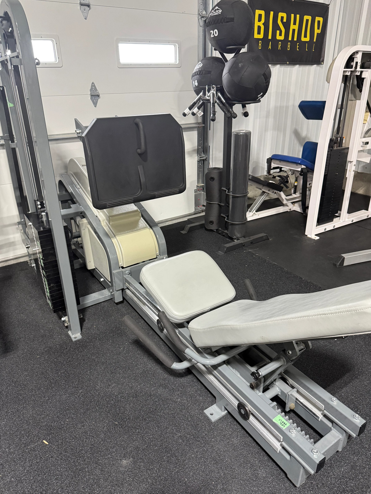 Used Nautilus 2ST Leg Press