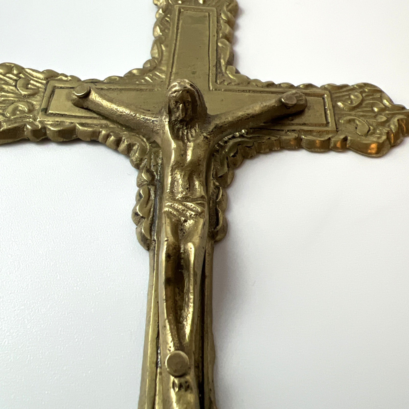 Vintage Ornate Brass Crucifix Wall Hanging Cross Catholic Religious Jesus