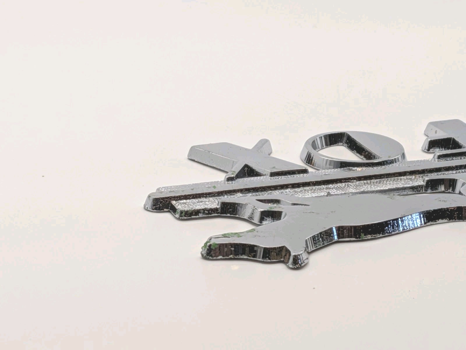 Vintage FOX Chevrolet Baltimore MD Car Dealership Emblem Chrome 4.25"x2.25"