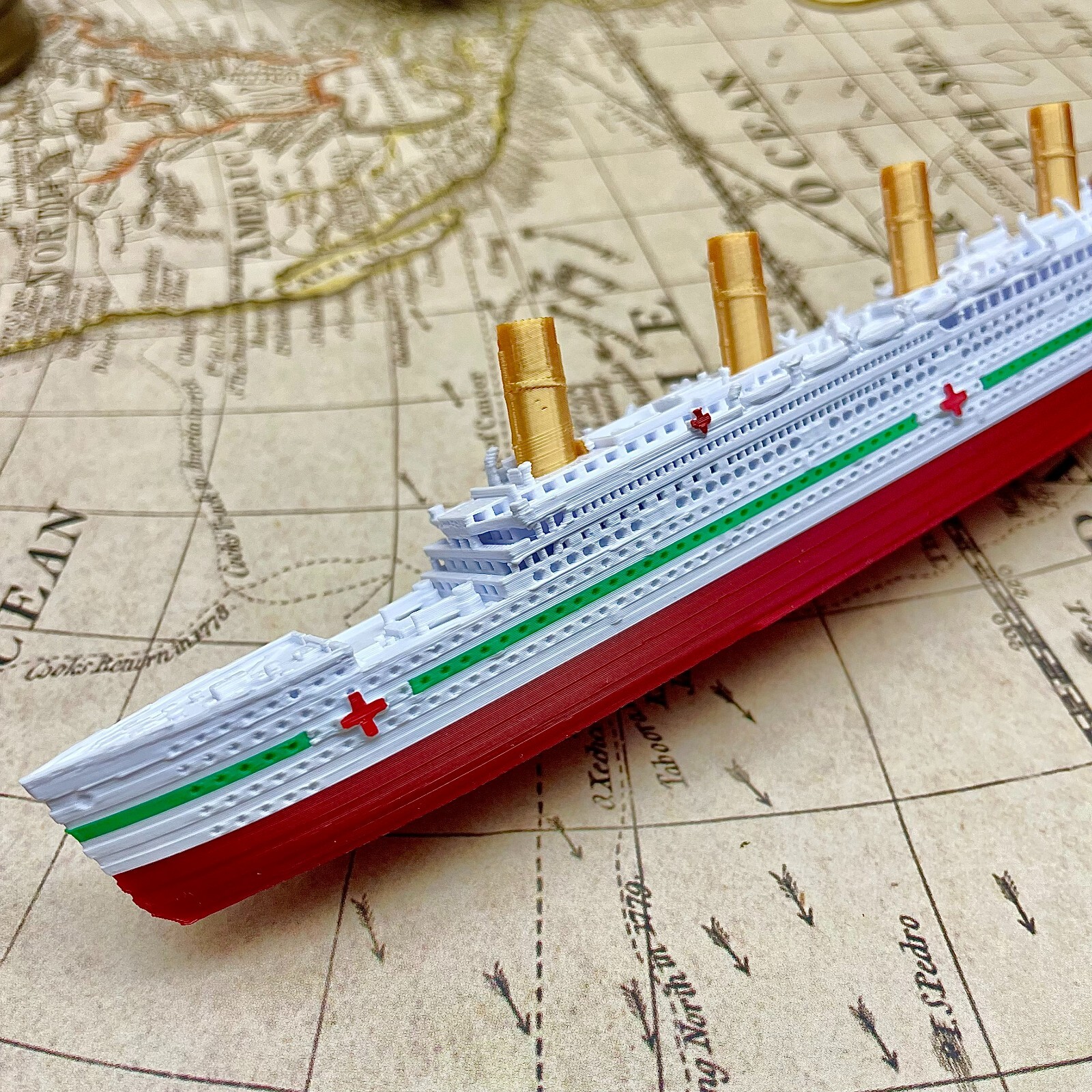 8" Titanic, Britannic Or Olympic Model, RMS Titanic Model Toy, Titanic Toys