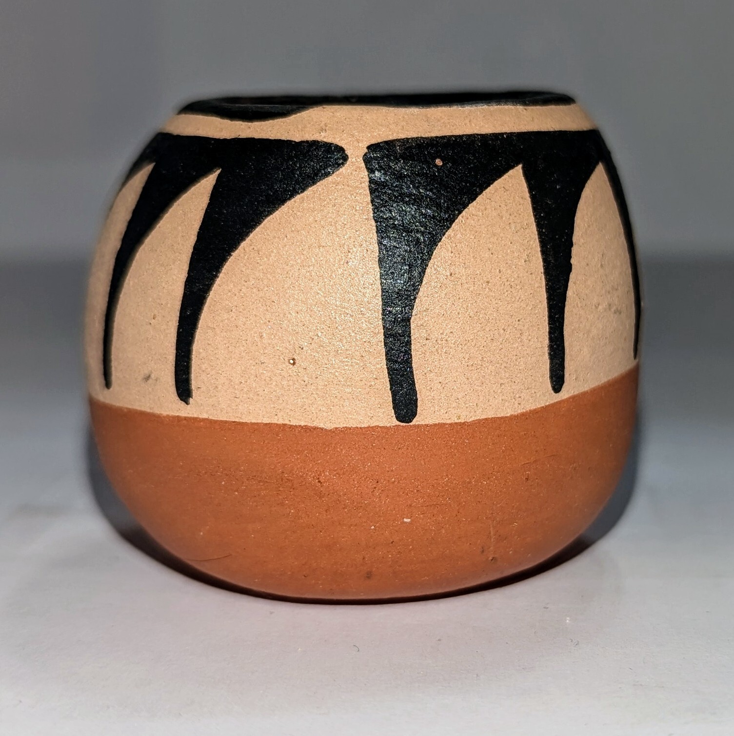 Vtg Native American Mini Pottery x2 Kewa & Jemez Pueblo Signed Lovato & Chinana