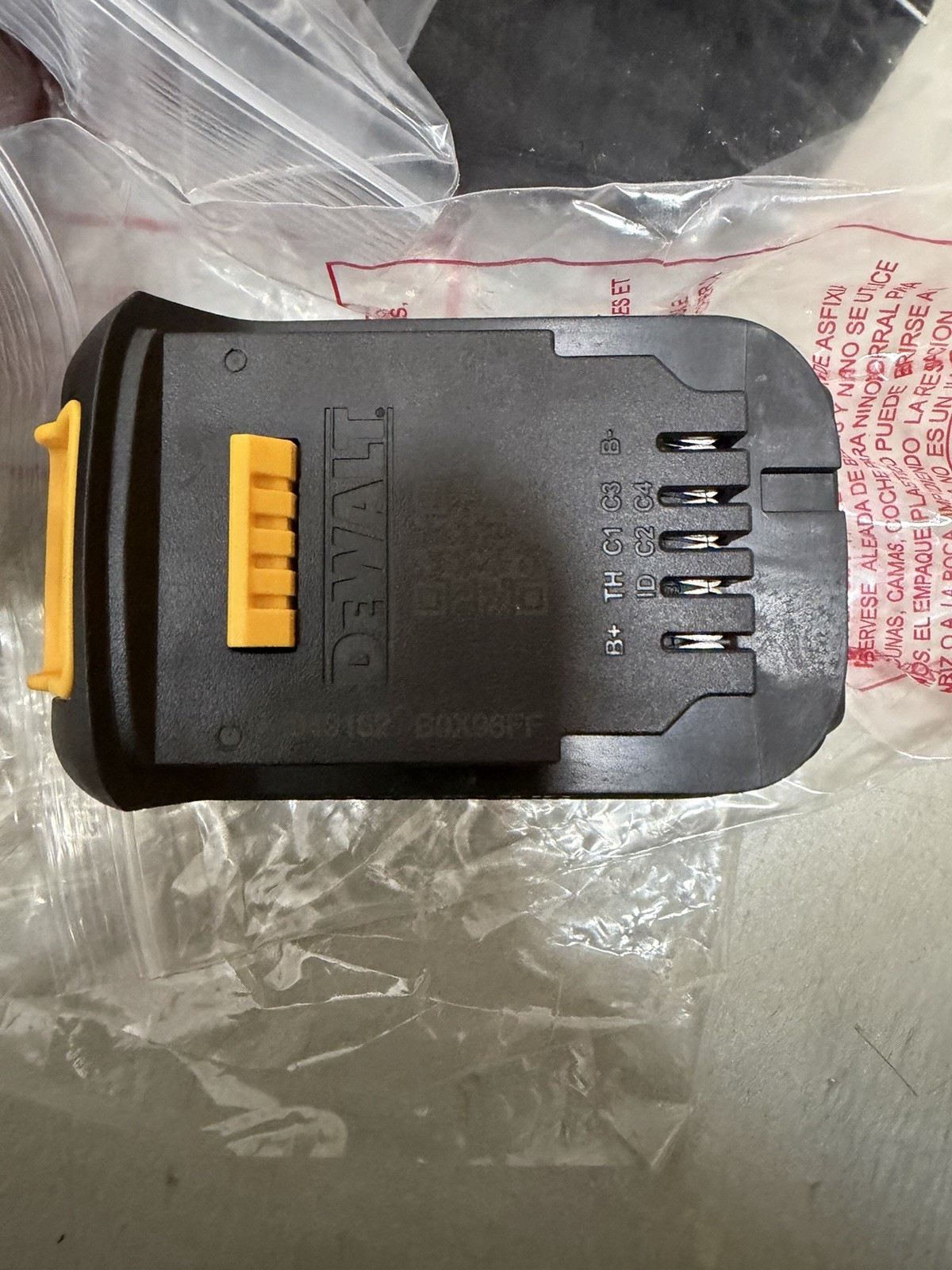 DEWALT DCF414GE2 20V MAX XR BL 1/4" Rivet Tool w/ 2 POWERSTACK Batts, 1.7 Ah Kit