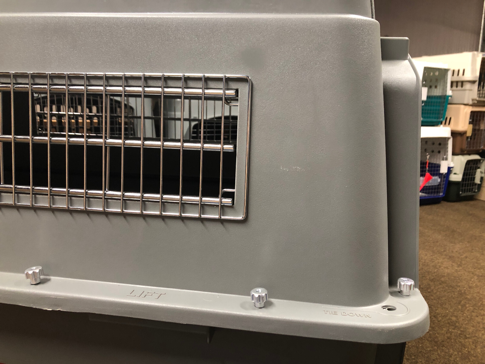 Fasten Tight - Kennel/Crate Metal Hardware Fasteners- Nuts Bolts Silver-8pk